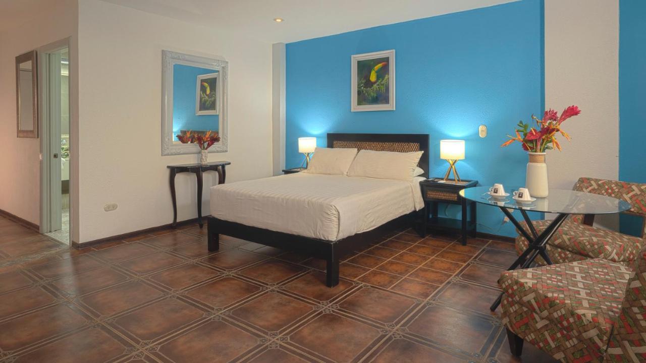 Blue Mirador Hotel Manuel Antonio Eksteriør bilde